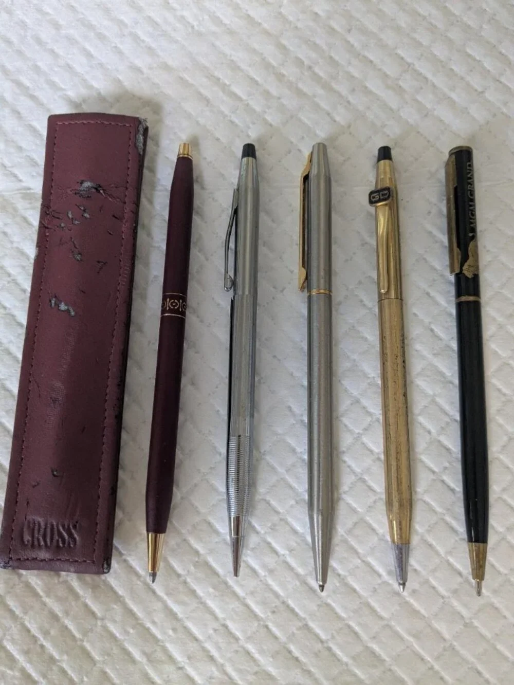 4 Iconic Vintage Mid Century Pens 1 Mechanical Pencil Cross MGM Grand Chromatic